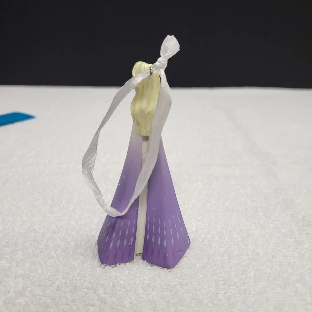 2020 Halmark Frozen 2 Elsa Christmas ornament